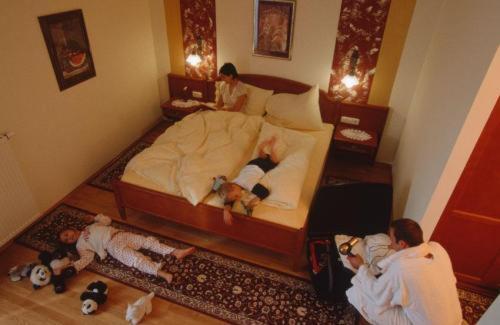 Gasthof Hotel Zum Weinberg Kohfidisch Екстериор снимка